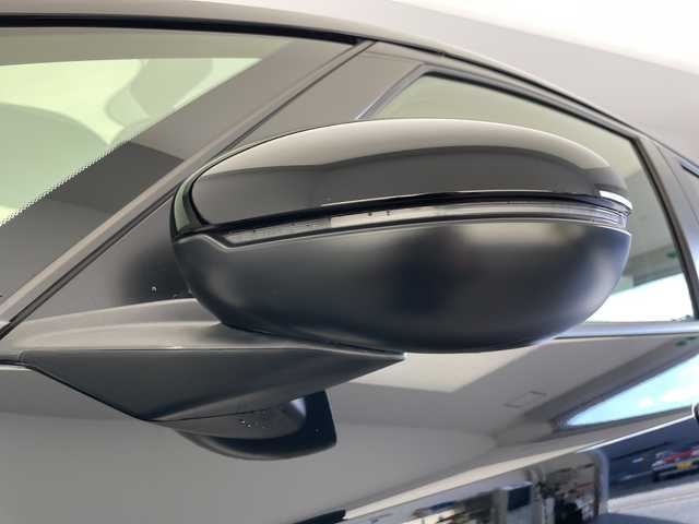 ホンダ フィット e:HEVホーム 長野県 2022(令4)年 4.2万km クリスタルブラックパール ホンダセンシング/・クルーズコントロール（追従あり）/・レーンキープアシスト/・衝突被害軽減システム/・クリアランスソナー/LEDヘッドライト/オートマチックハイビーム/オートライト/電動パーキングブレーキ/ブレーキホールド/コーナーセンサー（前後）/ハーフレザーシート/純正フロアマット/USB端子/スマートキー/スペアキー/取扱説明書