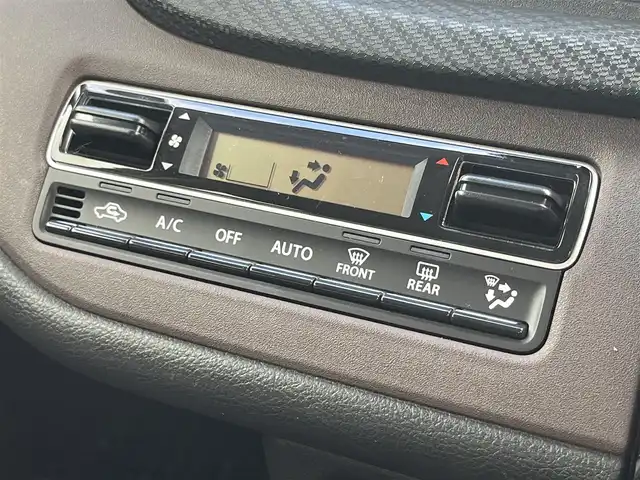 スズキ ソリオ バンディット HV MV 滋賀県 2023(令5)年 0.5万km メロウディープレッドパール 純正9型ナビ/（BT/CD/DVD/AppleCarPlay/AndroidAuto/フルセグ）/全方位カメラ/片側電動スライドドア/前後ドライブレコーダー/シートヒーター/衝突被害軽減ブレーキ/レーダークルーズコントロール/オートライト/オートハイビーム/LEDヘッドライト