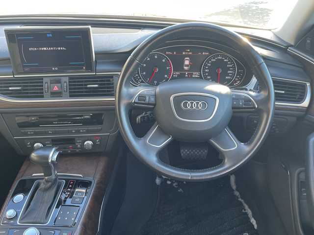 アウディ Ａ６ 3．0 TFSI クワトロ 道東・釧路十勝 2013(平25)年 9.3万km 黒 ACC/アイドリングストップ/ステアシフト/HIDヘッドライト/レザーシート/パワーシート/シートヒーター/保証書　/スペアキー