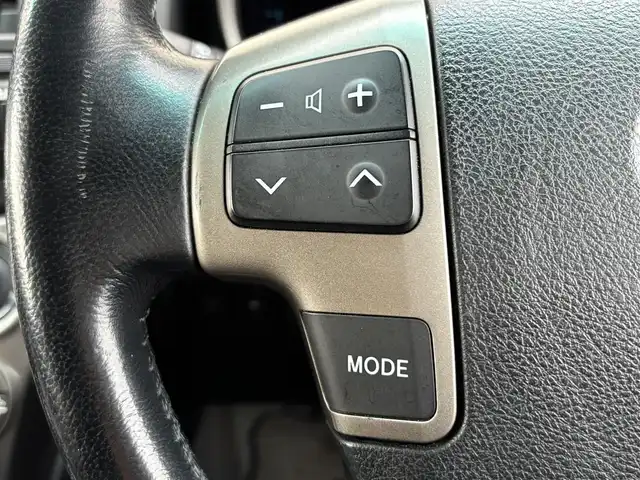 トヨタ ランドクルーザー AX Gセレクション 茨城県 2008(平20)年 13.9万km ブラック 純正ナビ/　(AM/FM/MD/CD/DVD/カラオケ/アナログTV)/バックカメラ/クルーズコントロール/ETC/レザーシート/1&2列目シートヒーター/パワーシート/W(後席)エアコン/ルーフレール/クリアランスソナー/ダウンヒルアシスト/オートライト/W+サイドエアバック/純正アルミホイール