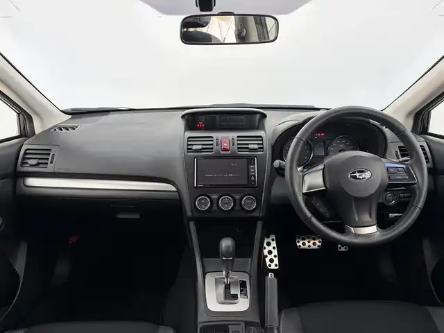 スバル インプレッサ スポーツ 2．0i－S 愛知県 2012(平24)年 4.8万km クリスタルブラックシリカ 社外ナビ/（Bluetooth/CD/DVD/TV/SD）/ETC/ハーフレザー/オートライト/ドアバイザー/ステアリングリモコン/パドルシフト/純正フロアマット/スマートキー/プッシュスタート/電動格納ミラー