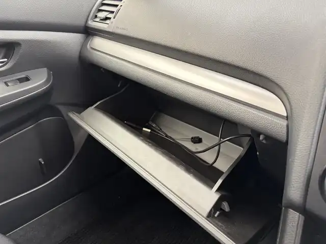 スバル インプレッサ スポーツ 2．0i－S 愛知県 2012(平24)年 4.8万km クリスタルブラックシリカ 社外ナビ/（Bluetooth/CD/DVD/TV/SD）/ETC/ハーフレザー/オートライト/ドアバイザー/ステアリングリモコン/パドルシフト/純正フロアマット/スマートキー/プッシュスタート/電動格納ミラー