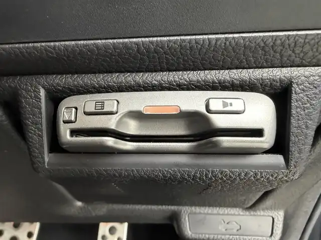 スバル インプレッサ スポーツ 2．0i－S 愛知県 2012(平24)年 4.8万km クリスタルブラックシリカ 社外ナビ/（Bluetooth/CD/DVD/TV/SD）/ETC/ハーフレザー/オートライト/ドアバイザー/ステアリングリモコン/パドルシフト/純正フロアマット/スマートキー/プッシュスタート/電動格納ミラー