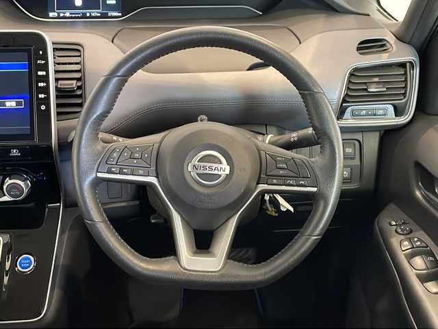日産 セレナ e－パワー ハイウェイスター V 福井県 2020(令2)年 2.8万km アズライトブルー 純正10インチSDナビ/フルセグTV/アラウンドビューモニター　/純正OPフリップダウンモニター/クルーズコントロール/ETC　/前後純正ドライブレコーダー　/両側ハンズフリーパワースライドドア/ブラインドスポットモニター/クリアランスソナー/レーンキープアシスト/衝突軽減ブレーキ/盗難防止装置/オートライト/LEDヘッドライト/LEDフォグランプ/純正アルミホイール/プッシュスタート/スマートキー/純正フロアマット