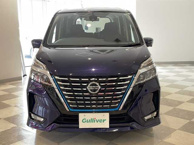 日産 セレナ e－パワー ハイウェイスター V 福井県 2020(令2)年 2.8万km アズライトブルー 純正10インチSDナビ/フルセグTV/アラウンドビューモニター　/純正OPフリップダウンモニター/クルーズコントロール/ETC　/前後純正ドライブレコーダー　/両側ハンズフリーパワースライドドア/ブラインドスポットモニター/クリアランスソナー/レーンキープアシスト/衝突軽減ブレーキ/盗難防止装置/オートライト/LEDヘッドライト/LEDフォグランプ/純正アルミホイール/プッシュスタート/スマートキー/純正フロアマット