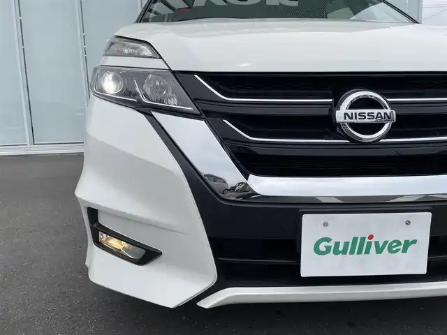 日産 セレナ ハイウェイスターVセレクションⅡ 神奈川県 2019(平31)年 5.6万km パール 後席モニター　/純正ナビ /バックカメラ　/フルセグ　/ドライブレコーダー　/両側パワースライドドア/ビルドインETC 　/ｗ＋サイドエアバッグ　/カーテンエアバック　/ABS /横滑り防止装置　/LEDヘッドライト/盗難防止装置/純正フロアマット/純正アルミホイル/3列シート/ベンチシート/ウォークスルー/オートライト/スマートキー