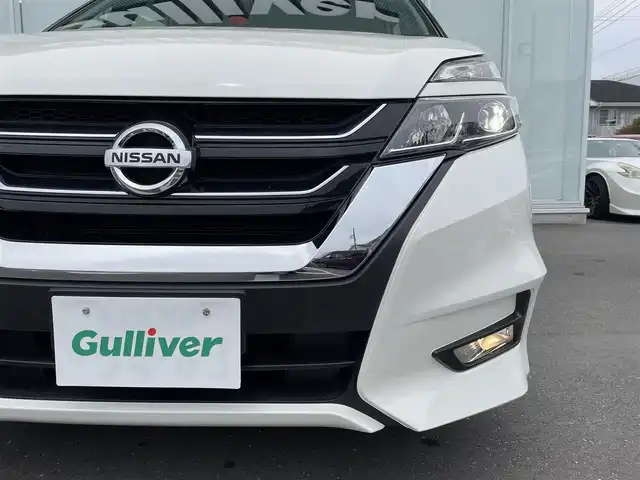 日産 セレナ ハイウェイスターVセレクションⅡ 神奈川県 2019(平31)年 5.6万km パール 後席モニター　/純正ナビ /バックカメラ　/フルセグ　/ドライブレコーダー　/両側パワースライドドア/ビルドインETC 　/ｗ＋サイドエアバッグ　/カーテンエアバック　/ABS /横滑り防止装置　/LEDヘッドライト/盗難防止装置/純正フロアマット/純正アルミホイル/3列シート/ベンチシート/ウォークスルー/オートライト/スマートキー