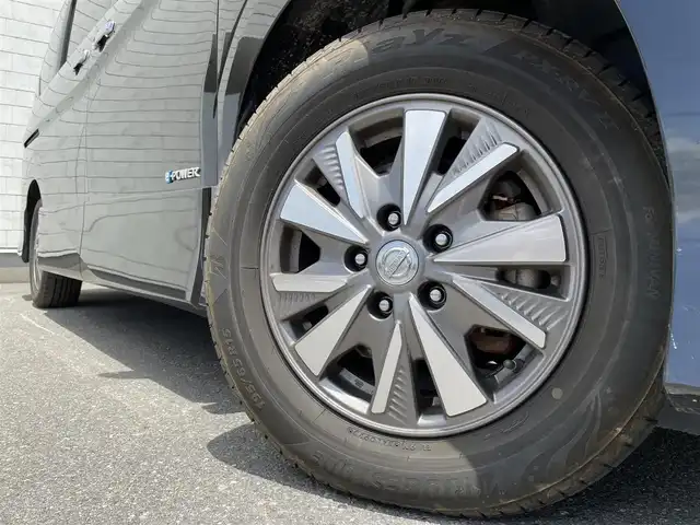 日産 セレナ e－パワー ハイウェイスター V 福岡県 2019(令1)年 5.4万km ダイヤモンドブラック 純正9型SDナビ(フルセグTV/CD/DVD/BT)アラウンドビューモニター後席モニターエマージェンシーブレーキコーナーセンサー両側パワスラクルコンETC防水シートUSBポート純正LEDヘッドライト純正フロアマット純正15インチアルミホイールプッシュスタートスマートキー
