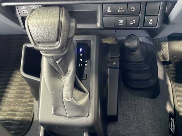 トヨタ ランドクルーザー AX 愛媛県 2024(令6)年 0.2万km ベージュ ワンオーナー/純正ナビ/CD/DVD/SD/BT/TV/バックカメラ/ETC/4WD/・ダウンヒルアシストコントロール/トヨタセーフティセンス/・プリクラッシュセーフティ/・レーンディパーチャーアラート/・クルーズコントロール/革巻きステアリング/・ステアリングスイッチ/MT付きAT/純正フロアマット/純正16インチAW/オートライト/・オートマチックハイビーム/・LEDヘッドライト/・LEDフォグランプ/・ヘッドライトレベライザー/背面タイヤ