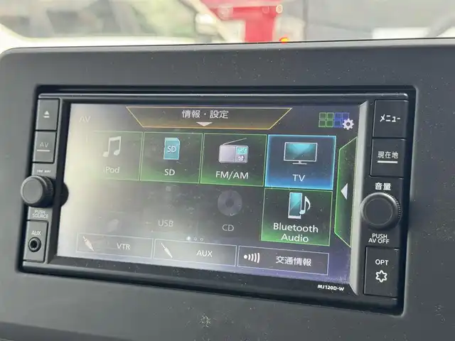 日産 ルークス X 滋賀県 2021(令3)年 2.1万km スパークリングレッドM 禁煙車/純正ナビ/アラウンドビューモニター/ＥＴＣ/エマージェンシーブレーキ/車線逸脱警報/片側パワースライドドア/プッシュスタート/スマートキー/オートライト/ステアリングスイッチ/アイドリングストップ/オートエアコン/電動格納ミラー
