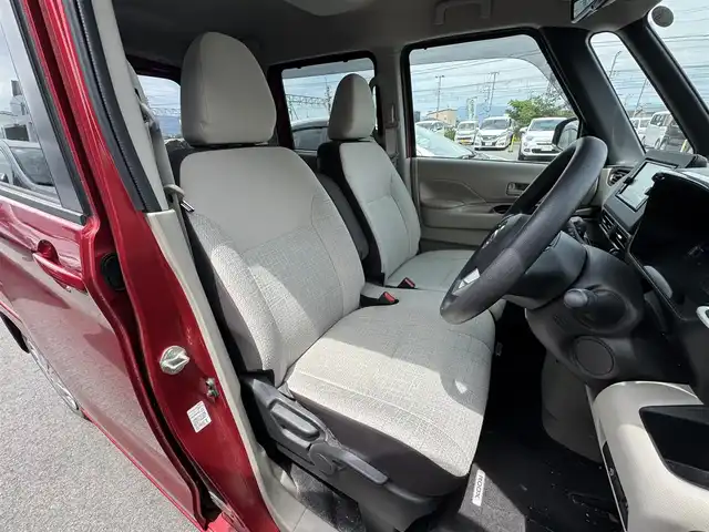 日産 ルークス X 滋賀県 2021(令3)年 2.1万km スパークリングレッドM 禁煙車/純正ナビ/アラウンドビューモニター/ＥＴＣ/エマージェンシーブレーキ/車線逸脱警報/片側パワースライドドア/プッシュスタート/スマートキー/オートライト/ステアリングスイッチ/アイドリングストップ/オートエアコン/電動格納ミラー