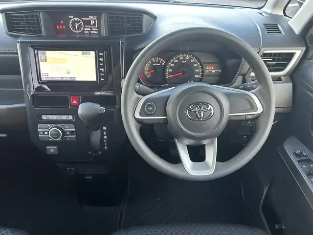 トヨタ ルーミー G 福島県 2023(令5)年 0.3万km ブラックマイカメタリック 4WD/純正ナビゲーション/型番：NSZT-W68T/【CD/DVD/SD/BT/TV】/バックカメラ/両側電動スライドドア/LEDオートライト/衝突被害軽減システム/コーナーセンサー/プッシュスタート/ヘッドライトレベライザー/リアドアシェード/純正フロアマット