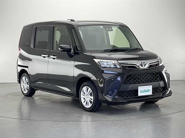 トヨタ ルーミー G 長野県 2023(令5)年 0.3万km ブラックマイカメタリック 4WD/純正ナビゲーション/型番：NSZT-W68T/【CD/SD/BT/フルセグTV】/バックカメラ/両側電動スライドドア/LEDヘッドライト/オートマチックハイビーム/オートライト/衝突被害軽減システム/クリアランスソナー/コーナーセンサー/プッシュスタート/ヘッドライトレベライザー/２列目サンシェード/純正フロアマット/スペアキー
