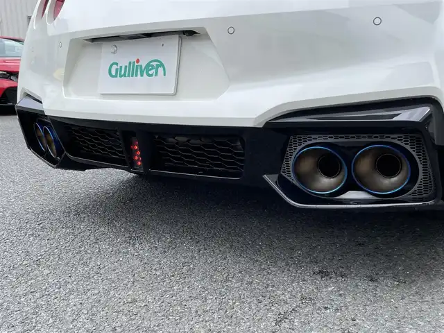 日産 ＧＴ－Ｒ プレミアムエディション 神奈川県 2023(令5)年 0.5万km ブリリアントホワイトパール ワンオーナー/純正SDナビ・地デジTV/バックモニター/BOSEサウンド/純正20インチAW/ブレンボブレーキ/リヤスポイラー/LEDライト/LEDデイライト/ハーフレザーシート/前席パワーシート/シートヒーター/純正CD/DVD/MSV/USB/BT再生/ビルトインETC/ドライブレコーダー/TVキット/クルーズコントロール/コーナーセンサー/パドルシフト/ステアリングスイッチ/プッシュスタート/インテリキー×2/保証書・取説あり