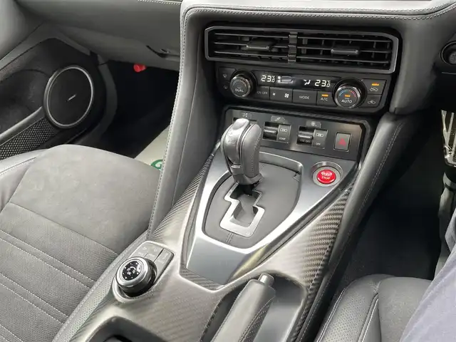 日産 ＧＴ－Ｒ プレミアムエディション 神奈川県 2023(令5)年 0.5万km ブリリアントホワイトパール ワンオーナー/純正SDナビ・地デジTV/バックモニター/BOSEサウンド/純正20インチAW/ブレンボブレーキ/リヤスポイラー/LEDライト/LEDデイライト/ハーフレザーシート/前席パワーシート/シートヒーター/純正CD/DVD/MSV/USB/BT再生/ビルトインETC/ドライブレコーダー/TVキット/クルーズコントロール/コーナーセンサー/パドルシフト/ステアリングスイッチ/プッシュスタート/インテリキー×2/保証書・取説あり