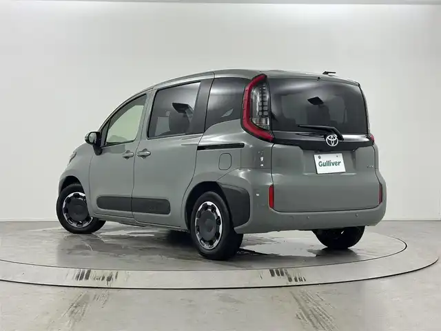 トヨタ シエンタ ハイブリッド Z 埼玉県 2025(令7)年 0.1万km未満 アーバンカーキ 登録済未使用車/純正ナビ/(Bluetooth/USB/AM/FM)/地デジフルセグ/全方位カメラ/前後ドライブレコーダー/ETC2.0/アダプティブクルーズコントロール/車線逸脱警報/ブラインドスポットモニター/衝突軽減ブレーキ/クリアランスソナー/ドライブモードセレクト/電動格納ミラー/ステアリングリモコン/プッシュスタート/純正15インチアルミホイール