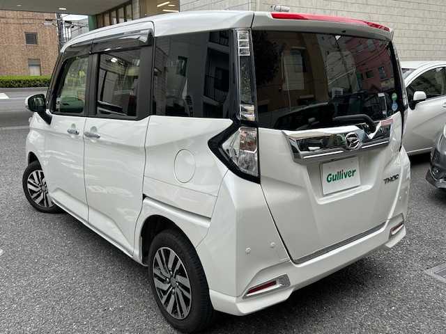 ダイハツ トール カスタムG リミテッド SAⅢ 東京都 2019(平31)年 2.8万km パールホワイトⅢ 登録時走行27987km/スマートアシスト3/・衝突回避支援ブレーキ機能/・衝突警報機能/・車線逸脱警報機能/・誤発進抑制制御機能/・先行車発進お知らせ機能/・オートハイビーム/・コーナーセンサー/クルーズコントロール/社外メモリーナビ・フルセグTV/パノラマモニター/ビルトインETC/両側パワースライドドア/LEDライト/ドライブレコーダー/スマートキー/前席シートヒーター/フロントスポイラー/パーソナルテーブル/R2.4.6年記録簿/保証書・取説/スペアキー