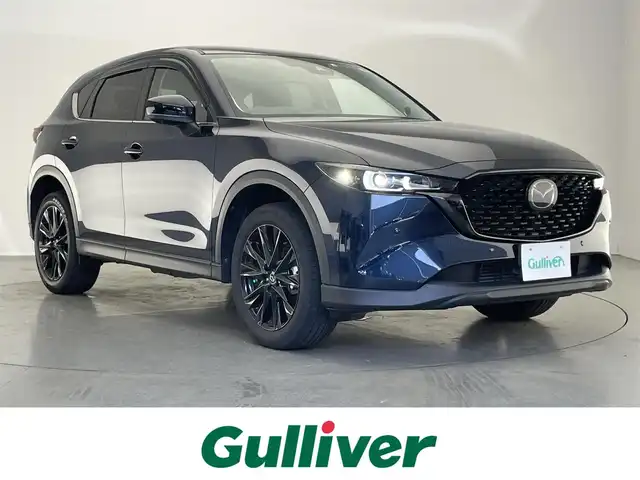 マツダ ＣＸ－５ XD ブラックトーンエディション 愛知県 2022(令4)年 2.1万km ディープクリスタルブルーマイカ 純正１０．２５型ナビ　フルセグＴＶ　Ｂｌｕｅｔｏｏｔｈ　ＥＴＣ　全方位カメラ　ＢＯＳＥサウンド　ワイヤレス充電　ステアリングヒーター　ハーフレザー　シートヒーター　パワーバックドア　ＬＥＤ　禁煙車/純正10.25型ナビ/ETC/全方位カメラ/ＢＯＳＥサウンド/ワイヤレス充電/ステアリングヒーター/オートブレーキホールド/ハーフレザーシート/シートヒーター/パワーバックドア/レーダークルーズコントロール/LEDヘッドライト/スマートキー/衝突軽減ブレーキ/禁煙車