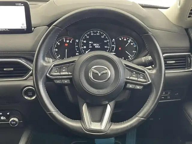 マツダ ＣＸ－５ XD ブラックトーンエディション 愛知県 2022(令4)年 2.1万km ディープクリスタルブルーマイカ 純正１０．２５型ナビ　フルセグＴＶ　Ｂｌｕｅｔｏｏｔｈ　ＥＴＣ　全方位カメラ　ＢＯＳＥサウンド　ワイヤレス充電　ステアリングヒーター　ハーフレザー　シートヒーター　パワーバックドア　ＬＥＤ　禁煙車/純正10.25型ナビ/ETC/全方位カメラ/ＢＯＳＥサウンド/ワイヤレス充電/ステアリングヒーター/オートブレーキホールド/ハーフレザーシート/シートヒーター/パワーバックドア/レーダークルーズコントロール/LEDヘッドライト/スマートキー/衝突軽減ブレーキ/禁煙車