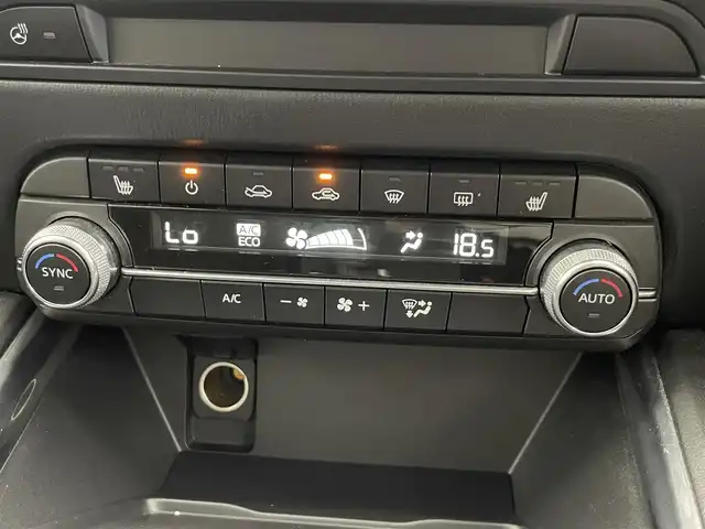 マツダ ＣＸ－５ XD ブラックトーンエディション 愛知県 2022(令4)年 2.1万km ディープクリスタルブルーマイカ 純正１０．２５型ナビ　フルセグＴＶ　Ｂｌｕｅｔｏｏｔｈ　ＥＴＣ　全方位カメラ　ＢＯＳＥサウンド　ワイヤレス充電　ステアリングヒーター　ハーフレザー　シートヒーター　パワーバックドア　ＬＥＤ　禁煙車/純正10.25型ナビ/ETC/全方位カメラ/ＢＯＳＥサウンド/ワイヤレス充電/ステアリングヒーター/オートブレーキホールド/ハーフレザーシート/シートヒーター/パワーバックドア/レーダークルーズコントロール/LEDヘッドライト/スマートキー/衝突軽減ブレーキ/禁煙車