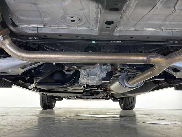 ホンダ ＺＲ－Ｖ ハイブリッド e:HEV Z 長野県 2023(令5)年 2.9万km アーバンチタニウムメタリック 4WD/寒冷地仕様/純正ナビ/（フルセグ/Bluetooth/AM/FM）/全方位モニター/BOSEサウンド/ETC2.0/前後ドライブレコーダー/電動リアゲート/衝突軽減ブレーキ/レーンキープアシスト/レーダークルーズコントロール/ブラインドスポットモニター/前後コーナーセンサー/前席シートヒーター/ステアリングヒーター/前席パワーシート（D席メモリ付き）/LEDヘッドライト/ダウンヒルアシストコントロール/ステアリングスイッチ/置くだけ充電/スマートキー
