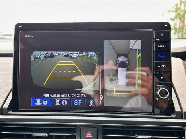 ホンダ オデッセイ ハイブリッド e:HEVアブソルート EX 宮城県 2021(令3)年 5.6万km プレミアムスパークルブラックパール ホンダセンシング/・衝突軽減ブレーキ/・歩行者事故低減ステアリング/・アダプティブクルーズコントロール/・車線維持支援システム/・誤発進抑制機能/・先行車発進お知らせ機能/・標識認識機能/・後方誤発進抑制機能/マルチビューカメラシステム/スマートパーキングアシストシステム/パーキングセンサーシステム/ブラインドスポットインフォメーション/純正10インチナビ（VXU-217DYi）/・CD/DVD/・Bluetooth/・フルセグTV/ビルトインETC2.0/ドライブレコーダー/AC100V/1500W/ハンズフリーアクセスパワーバックドア/ジェスチャーコントロールパワースライドドア/ハーフレザーシート/前席パワーシート/前席シートヒーター/革巻きステアリング/電動パーキングブレーキ/ブレーキホールド/LEDヘッドランプ/フォグランプ/オートライト/スマートキー＆プッシュスタート/電動格納ミラー/リアオートエアコン/純正18インチAW/純正フロアマット/ドアバイザー/W/サイド/カーテンエアバッグ