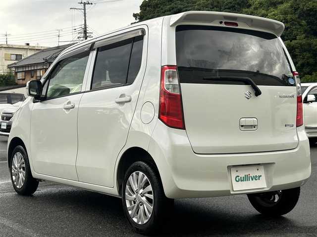 スズキ ワゴンＲ FX－LTD 大阪府 2016(平28)年 3万km クリスタルホワイトP ナビ　/フルセグ　/Ｂｌｕｅｔｏｏｔｈ　/バックカメラ　/シートヒーター　/ＥＴＣ　/衝突軽減ブレーキ　/ステアリングスイッチ　/フロアーマット　/サイドバイザー　/スマートキー