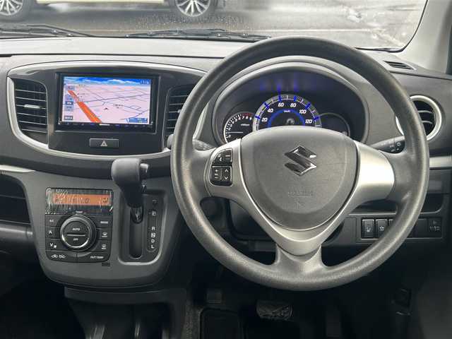 スズキ ワゴンＲ FX－LTD 大阪府 2016(平28)年 3万km クリスタルホワイトP ナビ　/フルセグ　/Ｂｌｕｅｔｏｏｔｈ　/バックカメラ　/シートヒーター　/ＥＴＣ　/衝突軽減ブレーキ　/ステアリングスイッチ　/フロアーマット　/サイドバイザー　/スマートキー