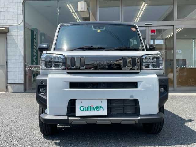 ダイハツ タフト G ダーククロムベンチャー 埼玉県 2023(令5)年 0.9万km シャイニングホワイトパール ワンオーナー/9インチディスプレイオーディオ/【ナビ/CD/DVD/フルセグ/Bluetooth】/パノラミックビューモニター/衝突軽減ブレーキ/スカイフィールトップ/シートヒーター/LEDヘッドライト/横滑り防止装置/アイドリングストップ/取扱説明書/スペアキー
