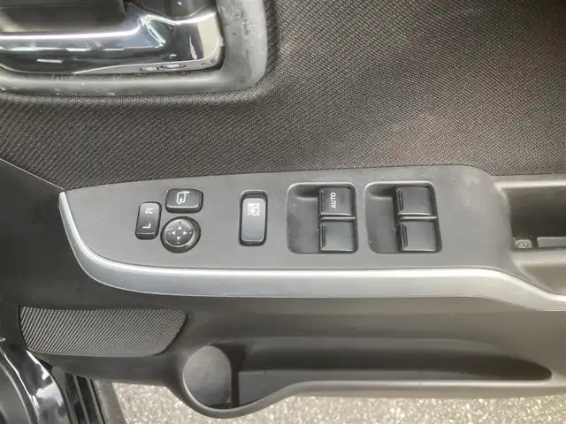 スズキ ソリオ バンディット HV MV 埼玉県 2015(平27)年 8.5万km スーパーブラックパール (株)IDOMが運営する【じしゃロン鳩ヶ谷店】の自社ローン専用車両になりますこちらは現金またはオートローンご利用時の価格です。自社ローンご希望の方は別途その旨お申付け下さい/社外メモリナビ/社外フルセグテレビ/バックカメラ/プッシュスタート/左側パワースライドドア/右側イージークローザー/ETC/純正15インチAW/純正LEDヘッドライト/革巻きステアリング/ウインカーミラー/フォグランプ