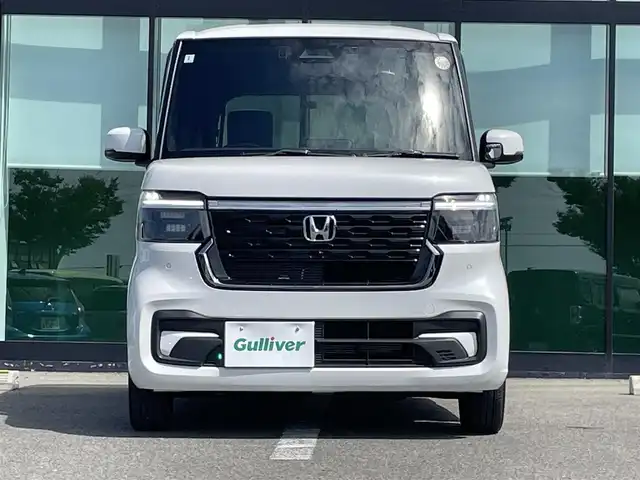 ホンダ Ｎ ＢＯＸ カスタム コーディネートスタイル 和歌山県 2024(令6)年 0.4万km プラチナホワイトパール 純正8インチコネクトナビ（VXM-245ZFEi)/バックカメラ/フルセグTV/BT/レーダークルコン/衝突軽減ブレーキ/レーンキープアシスト/前後コーナーセンサー/オートライト/ドラレコ/ETC/前席シートヒーター/両側パワスラ/ステリモ/オートホールド/LEDヘッドライト/電格ミラー