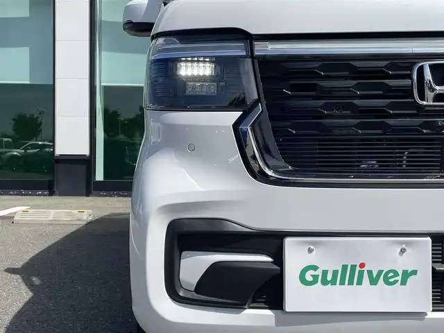 ホンダ Ｎ ＢＯＸ カスタム コーディネートスタイル 和歌山県 2024(令6)年 0.4万km プラチナホワイトパール 純正8インチコネクトナビ（VXM-245ZFEi)/バックカメラ/フルセグTV/BT/レーダークルコン/衝突軽減ブレーキ/レーンキープアシスト/前後コーナーセンサー/オートライト/ドラレコ/ETC/前席シートヒーター/両側パワスラ/ステリモ/オートホールド/LEDヘッドライト/電格ミラー