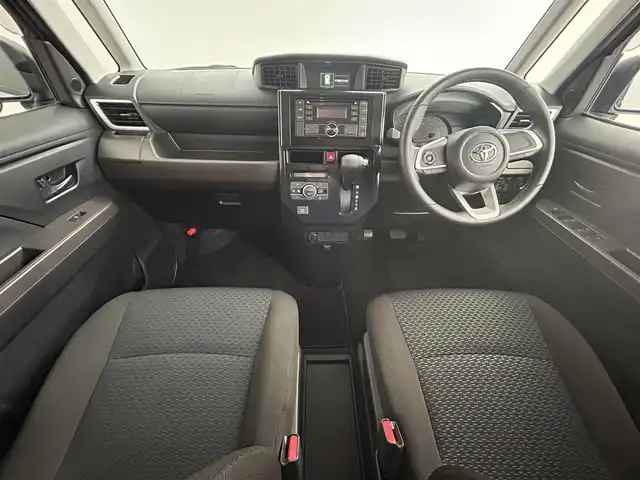 トヨタ ルーミー G 道央・札幌 2020(令2)年 0.9万km ブライトシルバーM ・4WD/・寒冷地仕様/・スマートアシスト/・衝突被害軽減ブレーキ/・レーンキープアシスト/・純正オーディオ/・CD/FM/AUX/USB/・両側パワースライドドア/・ドアロック連動ミラー/・アイドリングストップ/・コーナーセンサー/・横滑り防止装置/・オートライト/・オートエアコン/・プッシュスタート/・スマートキー/・LEDヘッドライト