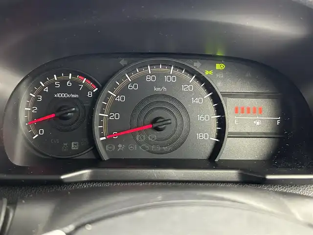 トヨタ ルーミー G 道央・札幌 2020(令2)年 0.9万km ブライトシルバーM ・4WD/・寒冷地仕様/・スマートアシスト/・衝突被害軽減ブレーキ/・レーンキープアシスト/・純正オーディオ/・CD/FM/AUX/USB/・両側パワースライドドア/・ドアロック連動ミラー/・アイドリングストップ/・コーナーセンサー/・横滑り防止装置/・オートライト/・オートエアコン/・プッシュスタート/・スマートキー/・LEDヘッドライト