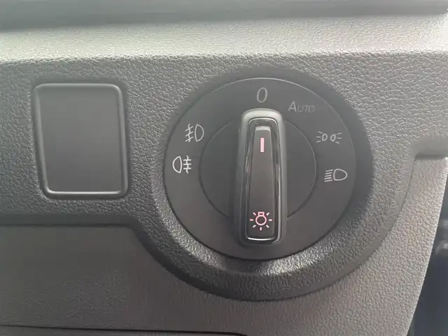 フォルクスワーゲン Ｔ－クロス TSI 1st 栃木県 2020(令2)年 0.8万km リーフブルーメタリック スマートキー/ナビ/フルセグTV/バックカメラ/ETC/ACC/パーキングアシスト /ワイヤレスチャージ /LEDヘッドライト/オートライト/パークディスタンス /ブラインドスポット /フロントアシスト /リヤトラフィック/ドライブレコーダー