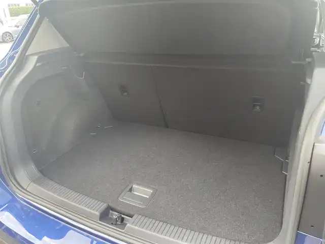 フォルクスワーゲン Ｔ－クロス TSI 1st 栃木県 2020(令2)年 0.8万km リーフブルーメタリック スマートキー/ナビ/フルセグTV/バックカメラ/ETC/ACC/パーキングアシスト /ワイヤレスチャージ /LEDヘッドライト/オートライト/パークディスタンス /ブラインドスポット /フロントアシスト /リヤトラフィック/ドライブレコーダー