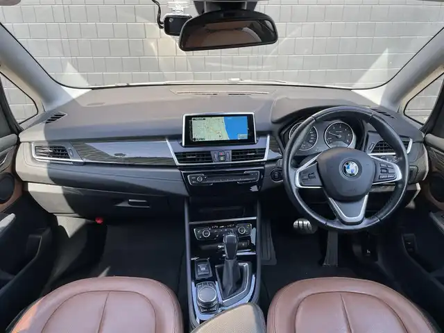 ＢＭＷ ２１８ｄ グランツアラー ラグジュアリー 三重県 2016(平28)年 4.7万km 白 茶革/パワーシート/純正ナビ/シーヒーター/コンフォートアクセス/Ｂカメラ/コーナーセンサー/インテリジェントセーフティー/パワーバックドア/ＥＴＣ/ドラレコ