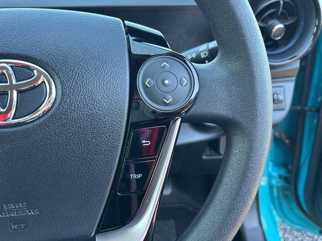 トヨタ アクア S 神奈川県 2018(平30)年 1.9万km クリアエメラルドパールクリスタルシャイン 純正メモリナビ【NSCD-W66】/Bluetooth・CD・SD・TV/スペアキー1本/スマートキー/バックカメラ/ビルトインETC/純正フロアマット/前後コーナーセンサー/プリクラッシュセーフティシステム/レーンディパーチャーアラート/オートマチックハイビーム/先行車発進告知機能/アイドリングストップ/横滑り防止装置/盗難防止装置