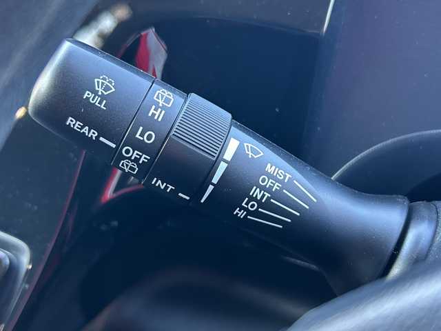 トヨタ アクア S 神奈川県 2018(平30)年 1.9万km クリアエメラルドパールクリスタルシャイン 純正メモリナビ【NSCD-W66】/Bluetooth・CD・SD・TV/スペアキー1本/スマートキー/バックカメラ/ビルトインETC/純正フロアマット/前後コーナーセンサー/プリクラッシュセーフティシステム/レーンディパーチャーアラート/オートマチックハイビーム/先行車発進告知機能/アイドリングストップ/横滑り防止装置/盗難防止装置