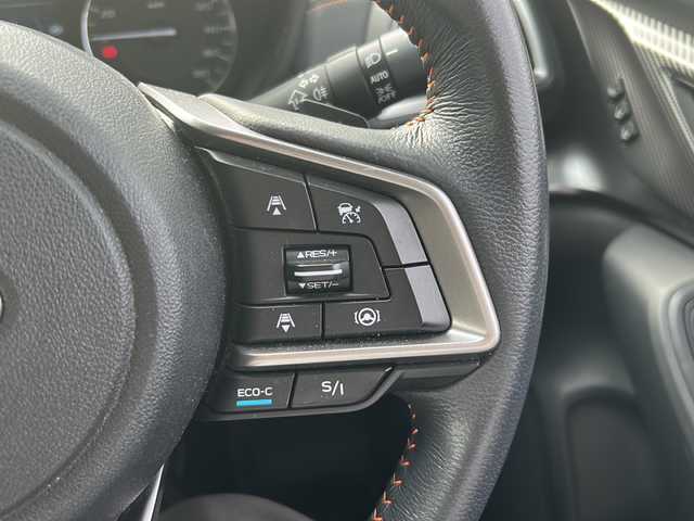 スバル ＸＶ ハイブリッド 2．0e－S アイサイト 沖縄県 2021(令3)年 1.8万km クリスタルホワイトP ワンオーナー/EyeSight機能/コーナーセンサー/社外SDメモリーナビ/フルセグＴＶ/オーディオ（Ｂｌｕｅｔｏｏｔｈ、ＤＶＤ、ＣＤ、ＳＤ）/バック・サイド・フロントカメラ/ステアリングスイッチ/ＬＥＤヘッドライト/ウィンカーミラー/ナビ連動ドライブレコーダー/ＥＴＣ