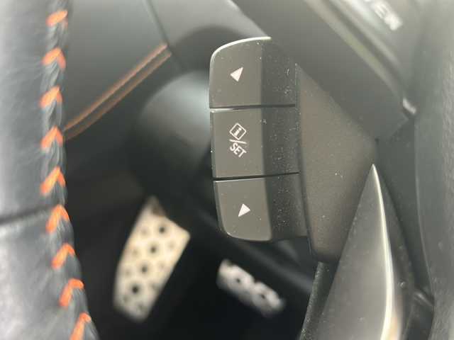 スバル ＸＶ ハイブリッド 2．0e－S アイサイト 沖縄県 2021(令3)年 1.8万km クリスタルホワイトP ワンオーナー/EyeSight機能/コーナーセンサー/社外SDメモリーナビ/フルセグＴＶ/オーディオ（Ｂｌｕｅｔｏｏｔｈ、ＤＶＤ、ＣＤ、ＳＤ）/バック・サイド・フロントカメラ/ステアリングスイッチ/ＬＥＤヘッドライト/ウィンカーミラー/ナビ連動ドライブレコーダー/ＥＴＣ