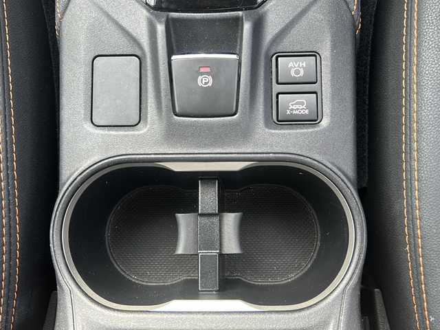 スバル ＸＶ ハイブリッド 2．0e－S アイサイト 沖縄県 2021(令3)年 1.8万km クリスタルホワイトP ワンオーナー/EyeSight機能/コーナーセンサー/社外SDメモリーナビ/フルセグＴＶ/オーディオ（Ｂｌｕｅｔｏｏｔｈ、ＤＶＤ、ＣＤ、ＳＤ）/バック・サイド・フロントカメラ/ステアリングスイッチ/ＬＥＤヘッドライト/ウィンカーミラー/ナビ連動ドライブレコーダー/ＥＴＣ