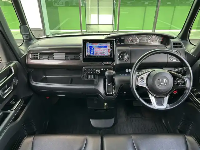 ホンダ Ｎ ＢＯＸ G L ターボ ホンダセンシング 和歌山県 2019(平31)年 6.3万km プレミアムベルベットパープル・パール 純正ナビ/フルセグTV/バックカメラ/TVキャンセラー/衝突軽減ブレーキ/アダプティブクルーズコントロール/コーナーセンサー/レーンキープアシスト/両側パワースライドドア/純正アルミホイール/純正フロアマット/リアサンシェード/ビルトインETC/前後ドライブレコーダー/LEDヘッドライト/オートライト