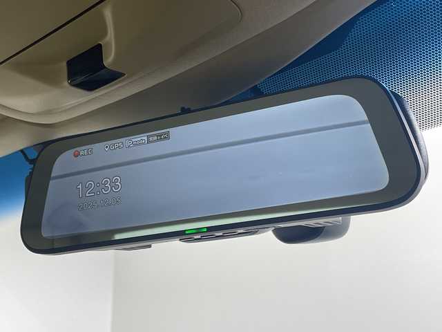 トヨタ クラウン ハイブリッド ロイヤルサルーンG 神奈川県 2013(平25)年 3.1万km ホワイトパールクリスタルシャイン 純正ナビ/バックカメラ/シートヒーター(運転席・助手席)/シートベンチレーション(運転席・助手席)/シートメモリー(運転席)/ETC/前後ドラレコ/デジタルインナーミラー/追従クルーズコントロール/スマートキー/ヘッドライトウォッシャー/革シート/フロアマット/プッシュスタート/オートライト/オートマチックハイビーム/純正16インチAW/電格ミラー/衝突軽減システム/横滑り防止装置