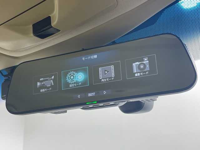 トヨタ クラウン ハイブリッド ロイヤルサルーンG 神奈川県 2013(平25)年 3.1万km ホワイトパールクリスタルシャイン 純正ナビ/バックカメラ/シートヒーター(運転席・助手席)/シートベンチレーション(運転席・助手席)/シートメモリー(運転席)/ETC/前後ドラレコ/デジタルインナーミラー/追従クルーズコントロール/スマートキー/ヘッドライトウォッシャー/革シート/フロアマット/プッシュスタート/オートライト/オートマチックハイビーム/純正16インチAW/電格ミラー/衝突軽減システム/横滑り防止装置