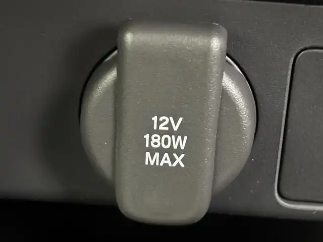 ホンダ ステップワゴン スパーダ eHEV プレミアムライン 福岡県 2025(令7)年 0.1万km プラチナホワイトパール 社外ナビ　/レーダークルーズコントロール　/ＢＳＭ　/衝突軽減　/レーンキープ　/コーナーセンサー　/アクセル踏み間違い防止　/横滑り防止　/パワーバックドア　/シートヒーター　/純正１７インチＡＷ　/Ｗエアコン　/ＬＥＤ/オートライト