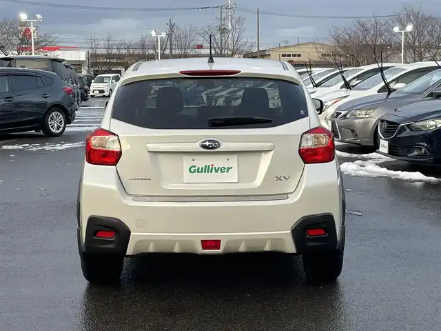 スバル インプレッサ ＸＶ 2．0i－L 山形県 2013(平25)年 7.7万km サテンホワイトパール 4WD/SDナビ/　　【CD/DVD/BT/フルセグ】/クルーズコントロール/HIDオートライト/電動シート/17インチアルミホイール/パドルシフト/ステアリングスイッチ/電動格納ウィンカーミラー/アイドリングストップ/スマートキー/ETC
