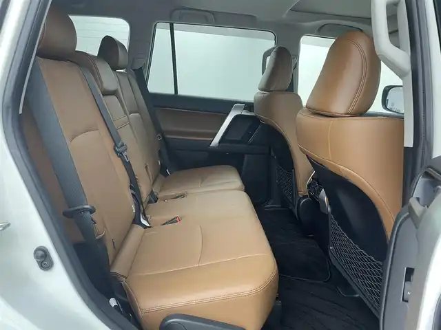 トヨタ ランドクルーザー プラド TX-L 70thアニバーサリーLTD 福岡県 2021(令3)年 3.2万km ホワイトパールクリスタルシャイン サンルーフ/純正ナビ　/バックカメラ　/ビルトインＥＴＣ２．０　/前後ドライブレコーダー/レーダークルコン　/コーナーセンサー　/衝突被害軽減ブレーキ　/レーンキープ　/ＰＫＳＢ　/先行車発進お知らせ　/ＭＴモード付き　/シートベンチレーション／ヒーター　/パワーシート　/ルーフレール