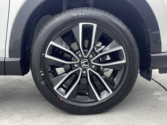 ホンダ ヴェゼル ハイブリッド e:HEV Z 三重県 2025(令7)年 0.1万km未満 プラチナホワイトパール 登録済み未使用車/純正９インチディスプレイオーディオ/　フルセグTV/カープレイ/Bluetooth/ETC2.0車載器/ワイヤレス充電器/パワーバックドア/レーダークルーズコントロール/ハンドルヒーター/バックカメラ/電子パーキング/オートホールド/電格ミラー/プッシュスタート/スマートキー/スペアキー