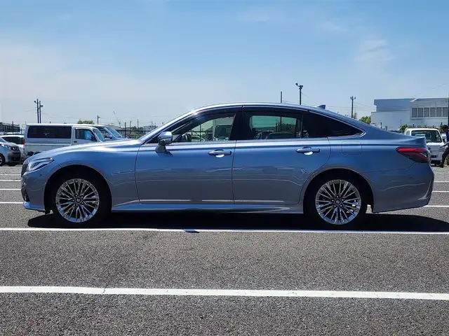トヨタ クラウン ハイブリッド G－エグゼクティブ Four 岩手県 2020(令2)年 7.8万km プレシャスガレナ 〇純正ナビ/〇フルセグTV/〇バックカメラ/〇パノラミックビューモニター/〇ムーンルーフ/〇ビルトインETC/〇ブラインドスポットモニター/〇トヨタセーフティセンス/〇パワーバッグドア/〇オートライト/〇フォグランプ/〇純正18インチアルミ/〇革巻きステアリング/〇ステアリングヒーター/〇パドルシフト/〇左右独立オートエアコン/〇革シート/〇シートヒーター/〇シートベンチレーション/〇パワーシート/〇スマートエントリー/〇禁煙車